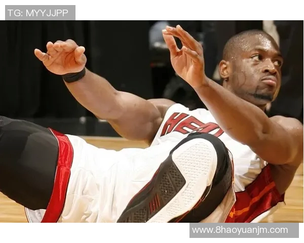 足球场上的篮球传奇球星是谁 他们如何跨界成为双栖运动员